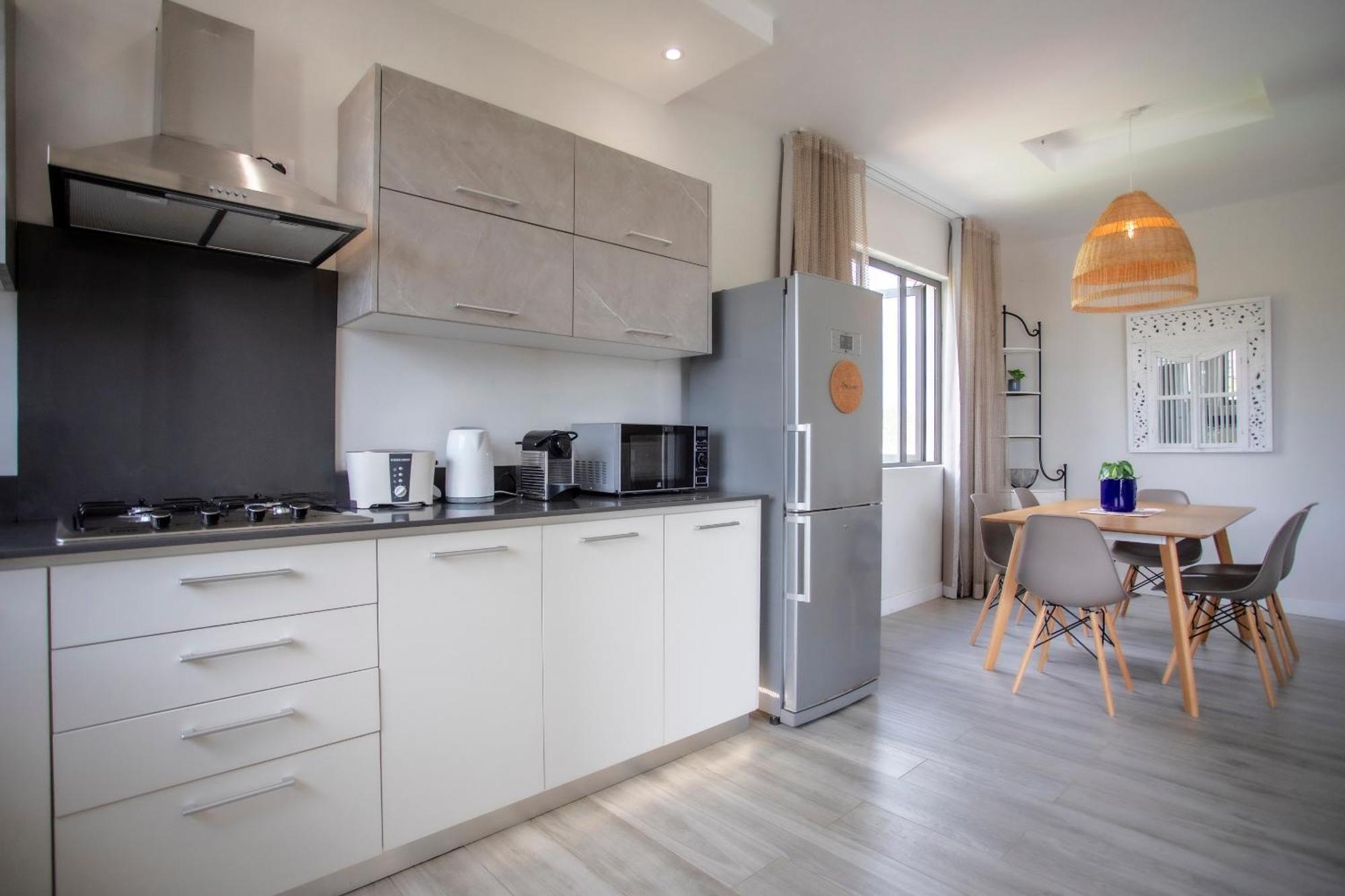 Mayfair Condo In Pereybere Pereybere Beach ภายนอก รูปภาพ